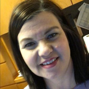 Meet your Posher, Gia